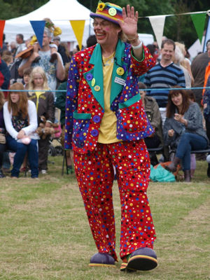 Julian the Juggler at an arena show.